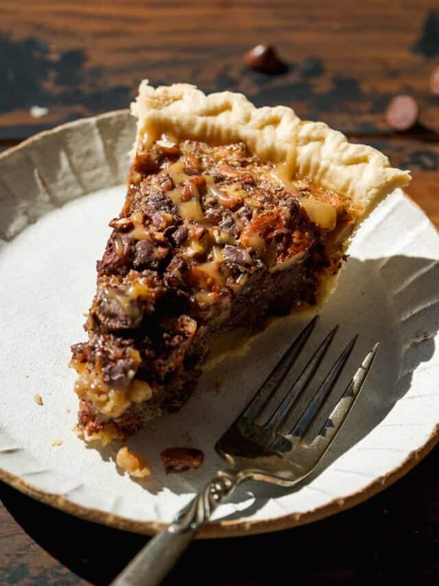 Maple Caramel  Turtle Pie