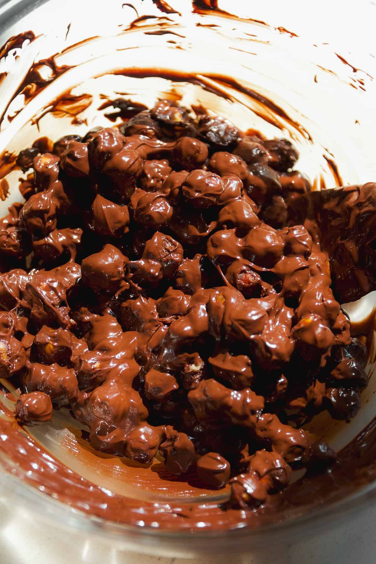 Crunchy chickpeas tossed with melted chocolate.