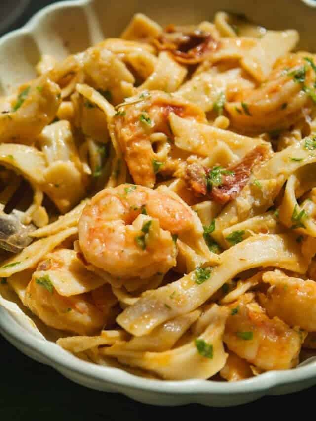 Marry me shrimp with pasta in a bowl.